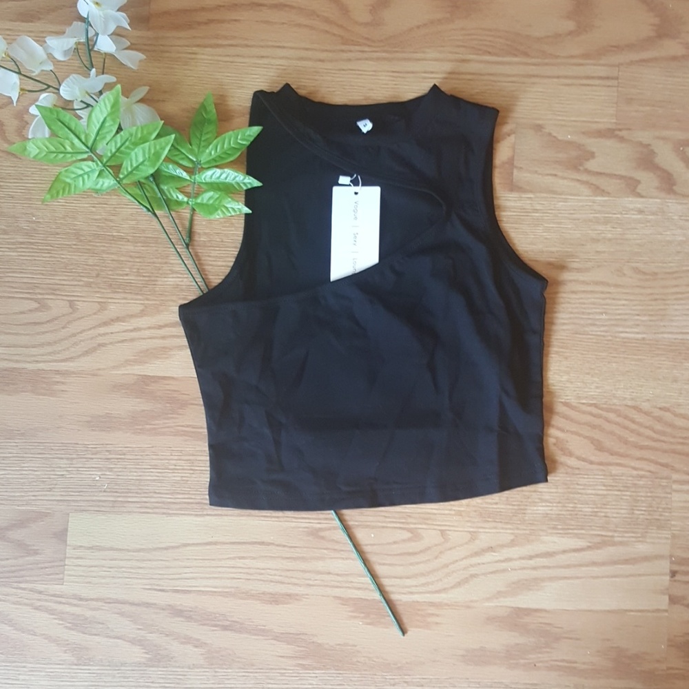 Cut Out Crop Top - Picture 6 of 7